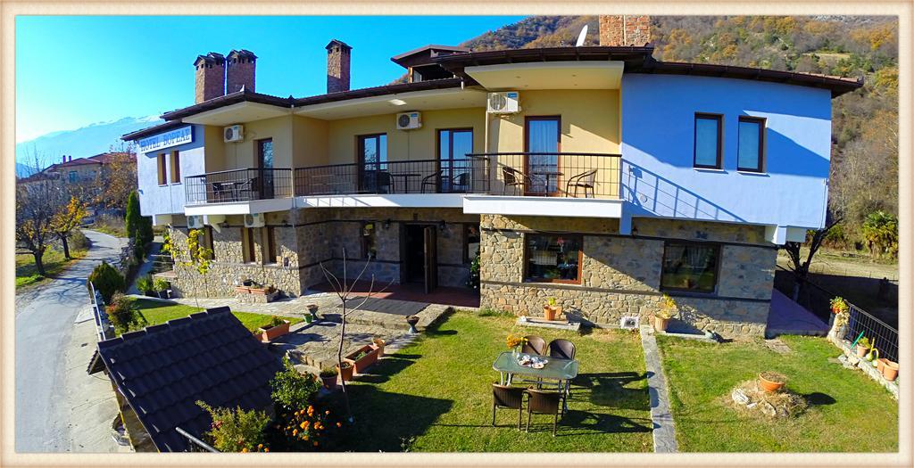 Voreas Hotel Káto Loutrákion Exteriér fotografie